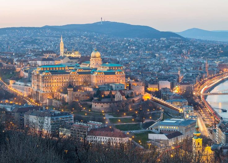 Why Use a Europe Travel Guide Before Your First Trip?