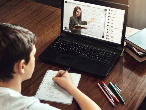 Choosing an Online Course Platform